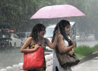 वीडियो: 15 अगस्त को भारी बारिश की चेतावनी: अगले 24 घंटों में रायपुर सहित इन जिलों में हो सकती है जोरदार बारिश…. मौसम विभाग ने जारी किया रेड और येलो अलर्ट, जानिए….