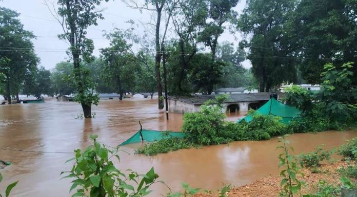 बाढ़ प्रभावित क्षेत्रों की स्थिति का जायजा लेने मंत्री जयसिंह अग्रवाल और कवासी लखमा करेंगे हवाई निरीक्षण। bijapur