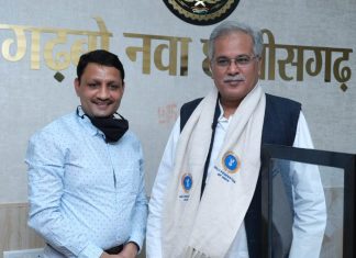 मुख्यमंत्री भूपेश बघेल से गोल्फ फेडरेशन ऑफ इंडिया के जनरल सेक्रेटरी ने की सौजन्य मुलाकात