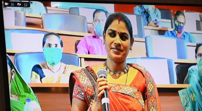 नल आया घर तो खुशी से खिल उठी खिलेश्वरी