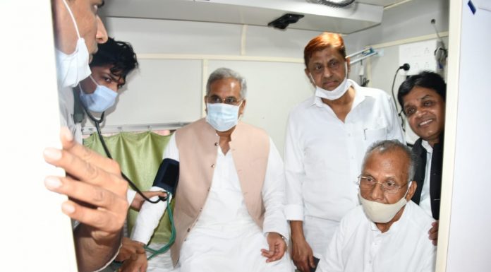 कोरोना-काल में भी खूब काम आई मुख्यमंत्री स्लम स्वास्थ्य योजना की मोबाइल मेडिकल यूनिटें : योजना के तहत अब तक 10 हजार शिविरों का आयोजन