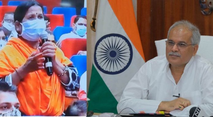 पहली बार खाते में 1 लाख रुपये देख शोभना के चेहरे पर आयी मुस्कान, नारायणपुर की शोभना नायर गोबर से कमाए एक लाख रुपये