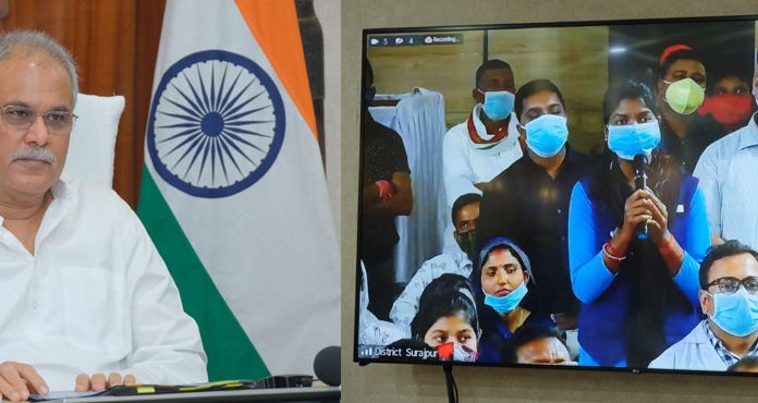 रंग ला रही छत्तीसगढ़ में महिलाओं के आर्थिक सशक्तिकरण की पहल केनापारा पर्यटन स्थल में बोटिंग से समूह की महिलाओं ने कमाए 16 लाख 71 हजार रूपए- मुख्यमंत्री भूपेश बघेल को फिर से दिया भ्रमण का आमंत्रण