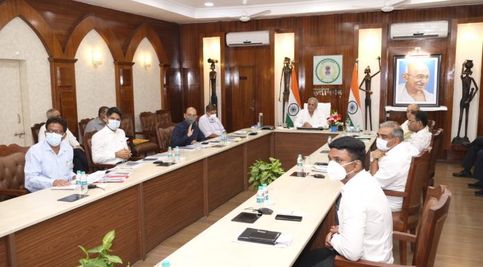 बस्तर, चित्रकोट और नारायणपुर क्षेत्र में सिंचाई के लिए इंद्रावती नदी पर लिफ्ट एरिगेशन का प्रोजेक्ट बनाएं : मुख्यमंत्री भूपेश बघेल