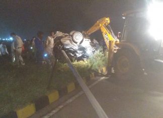 राजधानी में दर्दनाक सड़क हादसे में दो युवको की मौत, एक घायल