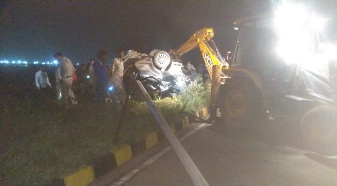 राजधानी में दर्दनाक सड़क हादसे में दो युवको की मौत, एक घायल