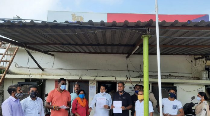 पूर्व ज़ोन कमिश्नर नेतराम चंद्राकर के खिलाफ अपराध दर्ज कराने भारत रक्षा मंच ने थाने में की शिकायत