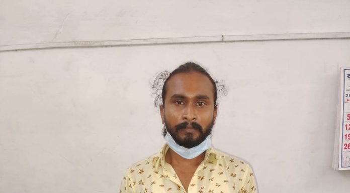 अवैध रूप से गांजा तस्करी करते युवक को पुलिस ने पकड़ा