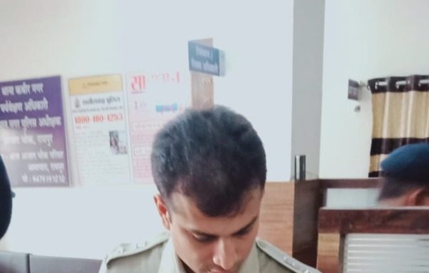 रायपुर एसपी ने किया थानों का निरीक्षण