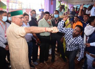कुश के सोटे सहकर मुख्यमंत्री ने की सबके लिए मंगल कामना