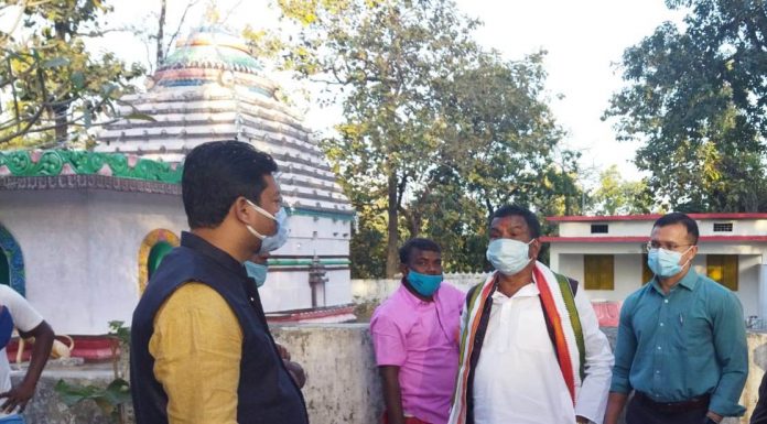 उद्योग मंत्री कवासी लखमा ने सुकमा में सड़क निर्माण का भूमिपूजन किया