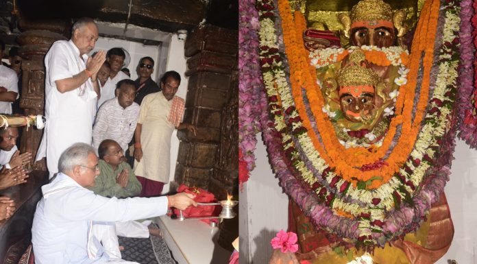 मुख्यमंत्री भूपेश बघेल ने रतनपुर में मां महामाया की पूजा-अर्चना की