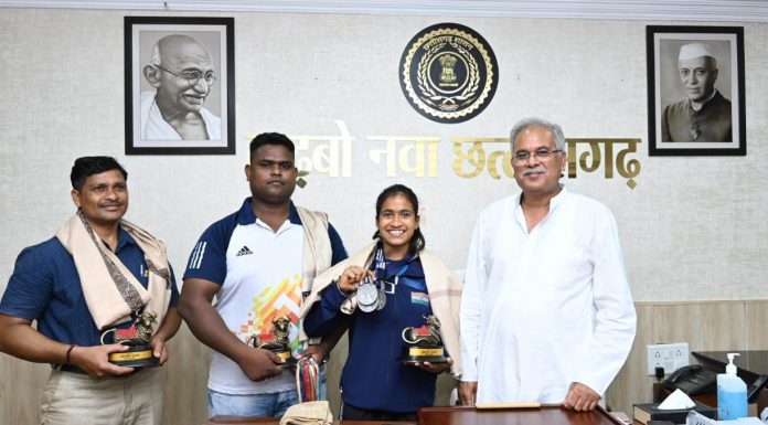 छत्तीसगढ़ की बेटी ज्ञानेश्वरी यादव ने जूनियर वर्ल्ड वेटलिफ्टिंग चैंपियनशिप में जीते तीन रजत पदक
