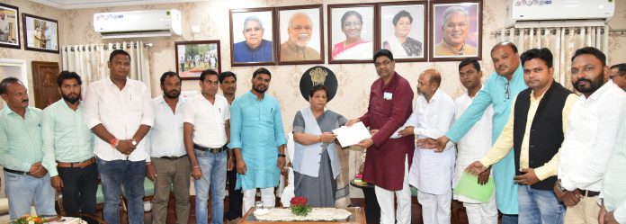 Memorandum was handed over to Governor Ms. Anusuiya Uike regarding making Jajpur a new subdivision.