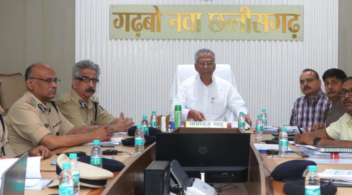 प्रदेश की खराब व जर्जर सड़कों का मरम्मत और नवीनीकरण कार्य दिसम्बर तक पूरा करें: ताम्रध्वज साहू