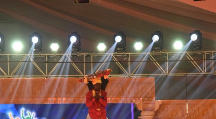 राज्य स्तरीय युवा महोत्सव : लोकनृत्य प्रतियोगिता में रायपुर संभाग के जिला धमतरी एवं बिलासपुर संभाग के जिला गौरेला-पेंड्रा-मरवाही पहले स्थान पर