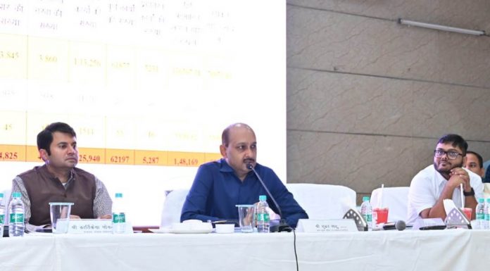 पंचायत एवं ग्रामीण विकास विभाग के अपर मुख्य सचिव सुब्रत साहू ने की विभागीय योजनाओं की समीक्षा