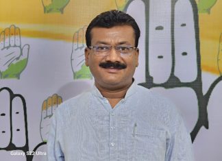 भाजपा नेताओं की आंखों में मोदी भक्ति की काली पट्टी बंधी है उन्हें गलत और सही नजर नहीं आ रहा है : धनंजय ठाकुर