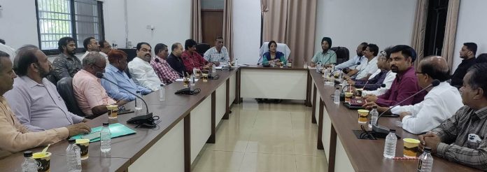 Policy will be made for online maintenance and authentication of certificates of players