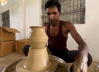 कुम्हार शिल्प कला का उत्तम उदाहरण देखने को मिल रहा कुशहा गौठान में