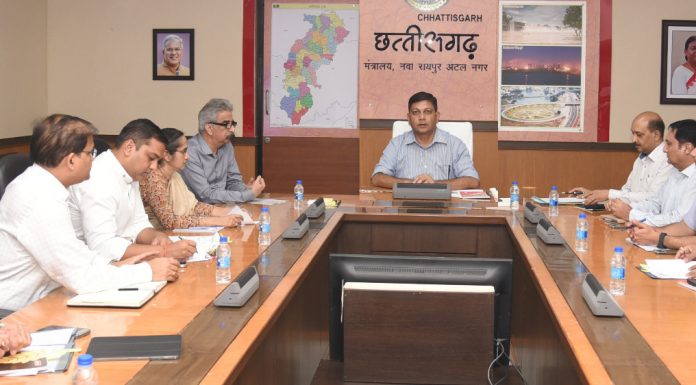 प्रधानमंत्री के छत्तीसगढ़ प्रवास के संबंध में मुख्य सचिव ने अधिकारियों की उच्च स्तरीय बैठक ली