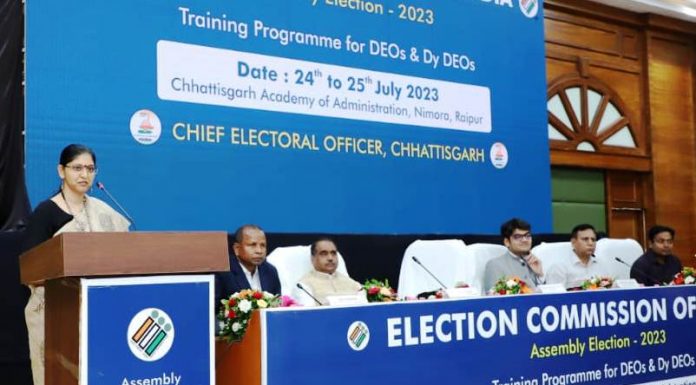 भारत निर्वाचन आयोग के अधिकारियों ने की छत्तीसगढ़ में स्वीप कार्यक्रमों की समीक्षा