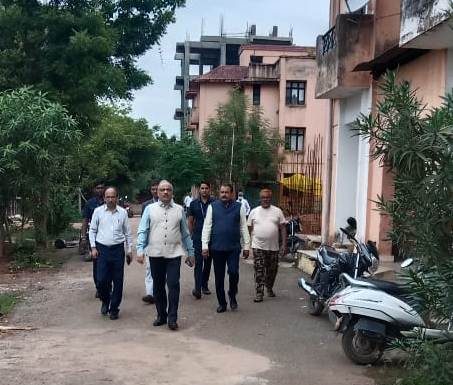 मुख्य न्यायाधीश श्री सिन्हा ने किया उच्च न्यायालय के आवासीय परिसर का औचक निरीक्षण