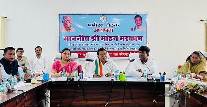शासकीय योजनाओं का शत-प्रतिशत लाभ दिलाना शासन की सर्वाेच्च प्राथमिकता: मोहन मरकाम