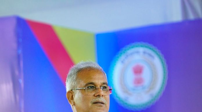 दुर्ग संभाग में युवाओं से भेंट-मुलाकात के दौरान मुख्यमंत्री श्री भूपेश बघेल द्वारा की गई महत्वपूर्ण घोषणा