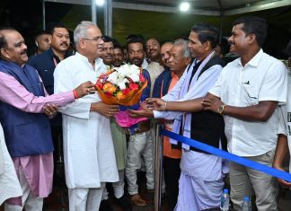 मुख्यमंत्री से छत्तीसगढ़ सर्व आदिवासी समाज के प्रतिनिधिमंडल ने की सौजन्य मुलाकात