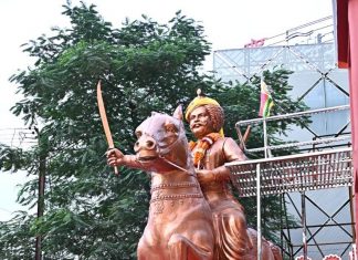 जिस जगह पर शहीद वीरनारायण सिंह ने बलिदान दिया, खुशी की बात की वहीं पर स्थापित की उनकी प्रतिमा – मुख्यमंत्री श्री बघेल
