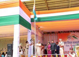 स्वतंत्रता दिवस: महिला एवं बाल विकास मंत्री श्रीमती अनिला भेंड़िया ने बालोद में किया ध्वजारोहण