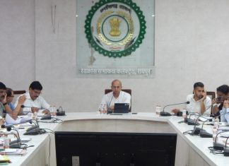 निर्वाचन के लिए जिन अधिकारियों को जिम्मेदारी मिली है, उसका गंभीरता पूर्वक निर्वहन करें: कलेक्टर डॉ भुरे