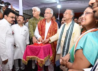 मुख्यमंत्री भूपेश बघेल के हाथों महासमुंद जिले को मिली 655 करोड़ रूपए की लागत के 223 विकास कार्यों की सौगात