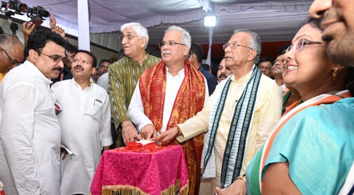 मुख्यमंत्री भूपेश बघेल के हाथों महासमुंद जिले को मिली 655 करोड़ रूपए की लागत के 223 विकास कार्यों की सौगात