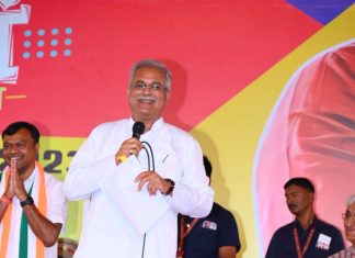 युवाओं के साथ भेंट-मुलाकात – अंबिकापुर को मिली इंडोर स्टेडियम और डिजिटल लाइब्रेरी की सौगात