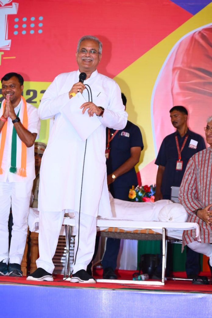 Meeting with the youth - Ambikapur got the gift of indoor stadium and digital library