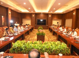 विधानसभा चुनाव के लिए भाजपा की पहली सूची में घोषित प्रत्याशियों की परिचय बैठक प्रदेश कार्यालय में हुई