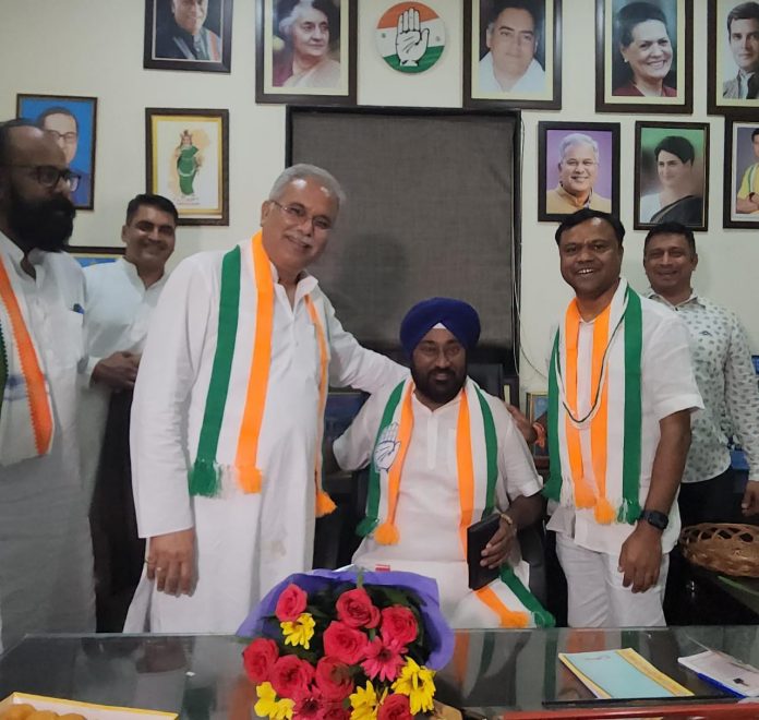 Chief Minister Bhupesh Baghel, State Congress President Deepak Baij gave Malkit Singh Gaindu the post of in-charge General Secretary