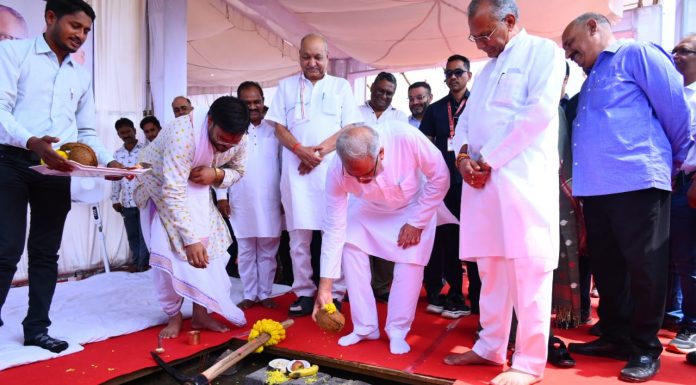 मुख्यमंत्री भूपेश बघेल ने नवा रायपुर में छत्तीसगढ़ कृषि भवन की रखी आधारशिला