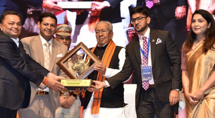 युवा राष्ट्र निर्माण में भागीदार बने और अपने देश पर गर्व करें- राज्यपाल हरिचंदन