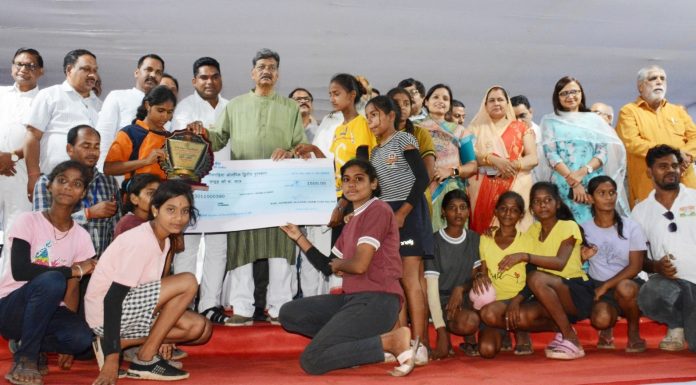 विधानसभा अध्यक्ष डॉ. चरणदास महंत के मुख्य आतिथ्य में जिला स्तरीय छत्तीसगढ़िया ओलम्पिक खेलों का हुआ समापन