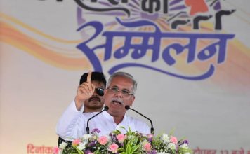 सात लाख लोगों को देंगे पक्की छत, सामाजिक आर्थिक सर्वे में मकान विहीन 47 हजार नए हितग्राही भी मिले, उन्हें भी देंगे पक्का मकान- मुख्यमंत्री भूपेश बघेल