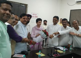 कुमारी सैलजा ने लिया नवनियुक्त प्रवक्ताओं की बैठक