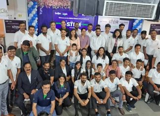 “वैज्ञानिक, शिक्षाविद, और स्कूल शिक्षकों ने शनिवार को पुणे में आयोजित एक घटना में समाज और राष्ट्र निर्माण के लिए विज्ञान को प्रौद्योगिकी में परिवर्तित करने की आवश्यकता को महत्वपूर्ण बताया।