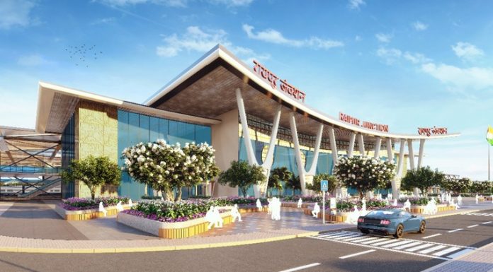 “यात्रियों को बेहतर यात्रा अनुभव प्रदान करने के लिए प्रतिबद्ध दक्षिण पूर्व मध्य रेलवे”