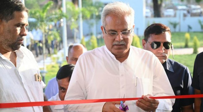 मुख्यमंत्री ने स्वामी आत्मानंद आडिटोरियम का किया लोकार्पण