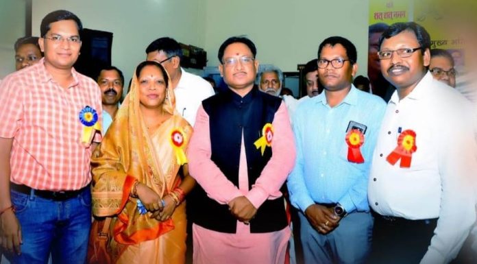 विष्णुदेव साय को छत्तीसगढ़ के मुख्यमंत्री बनने पर छतीसगढ़ प्रदेश कंवर समाज ने दी बधाई एवं शुभकामनाएं