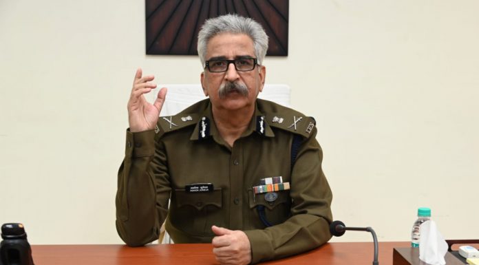 डीजीपी जुनेजा ने पुलिस महानिरिक्षकों और पुलिस अधीक्षकों की ली वर्चुअल बैठक