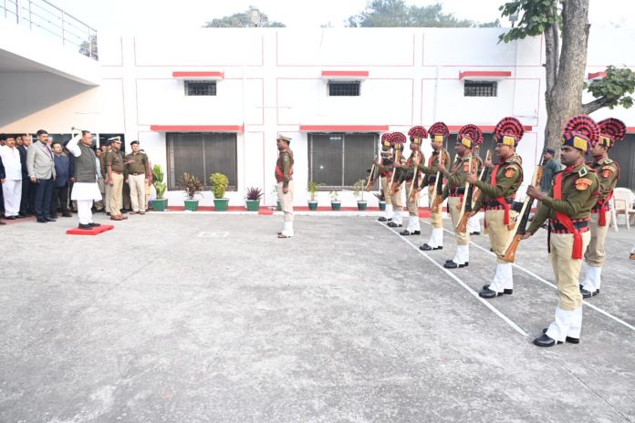 1703743617_1c79ee2cf934b37e3c32